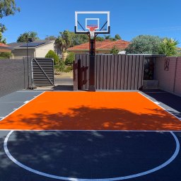 Dream Courts Europe - Wyposażenie Plac&oacute;w Zabaw Wylezin