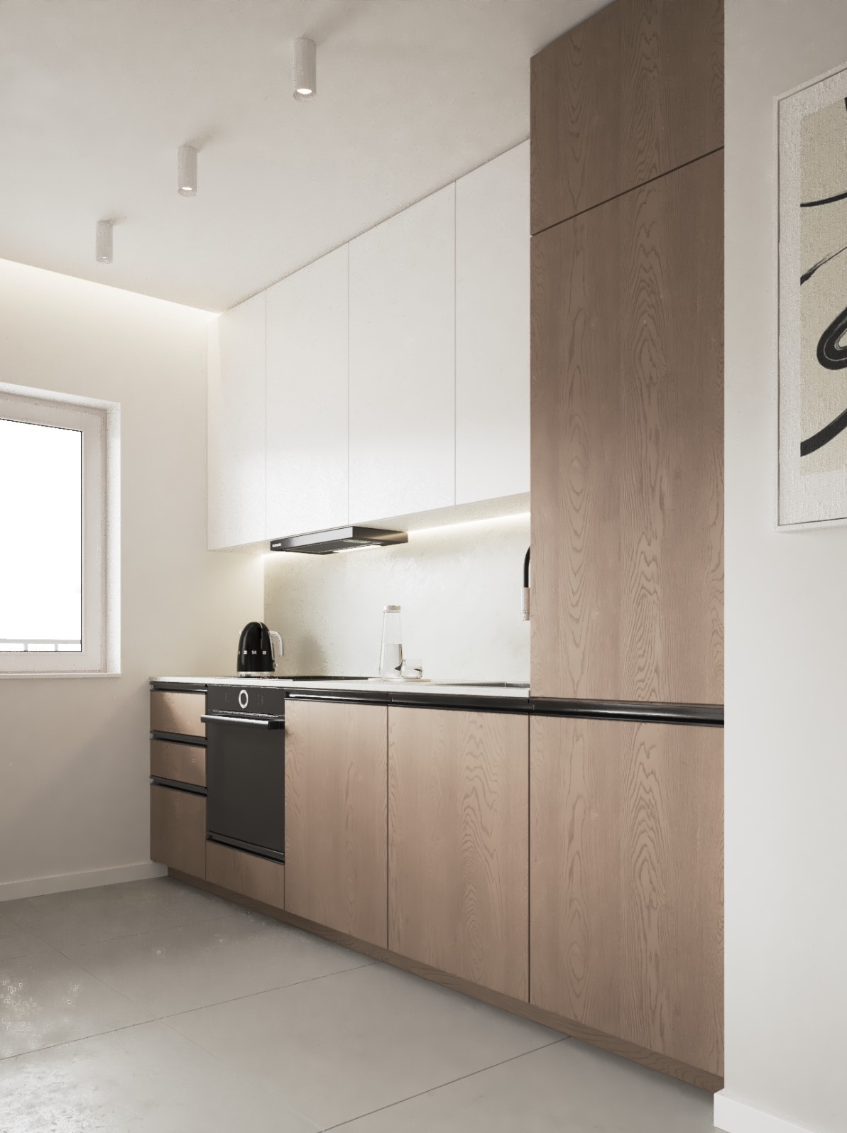 Nowoczesna kuchnia z drewnianymi frontami szafek dolnych i białymi górnymi, oświetleniem LED pod szafkami i minimalistycznym okapem. Na blacie czajnik SMEG.