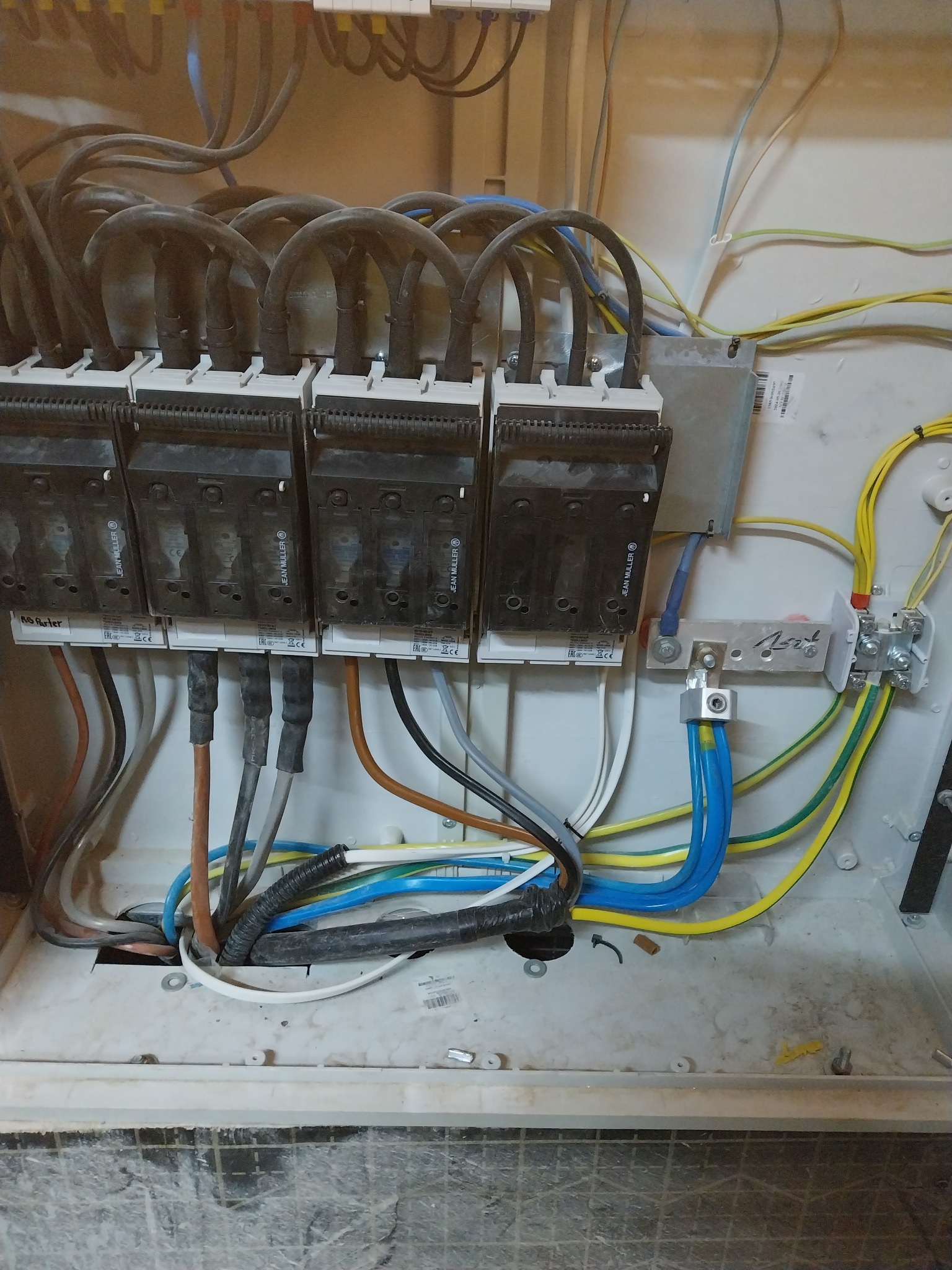 Zasilanie tymczasowe typu RB .