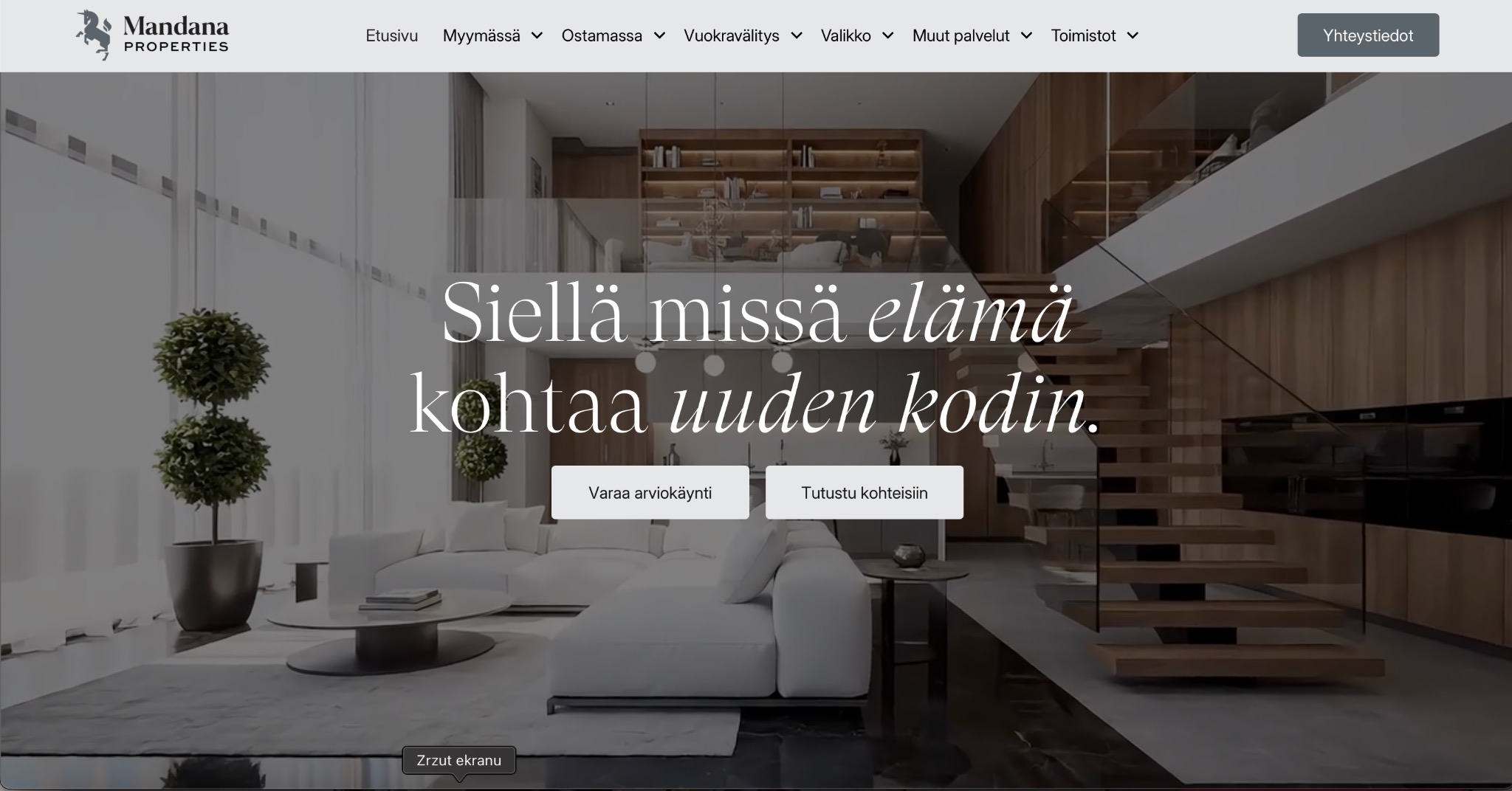 Zrzut ekranu strony internetowej z nowoczesnym wnętrzem domu. Minimalistyczny design, jasne kolory, drewniane elementy i schody. Napis w języku fińskim.