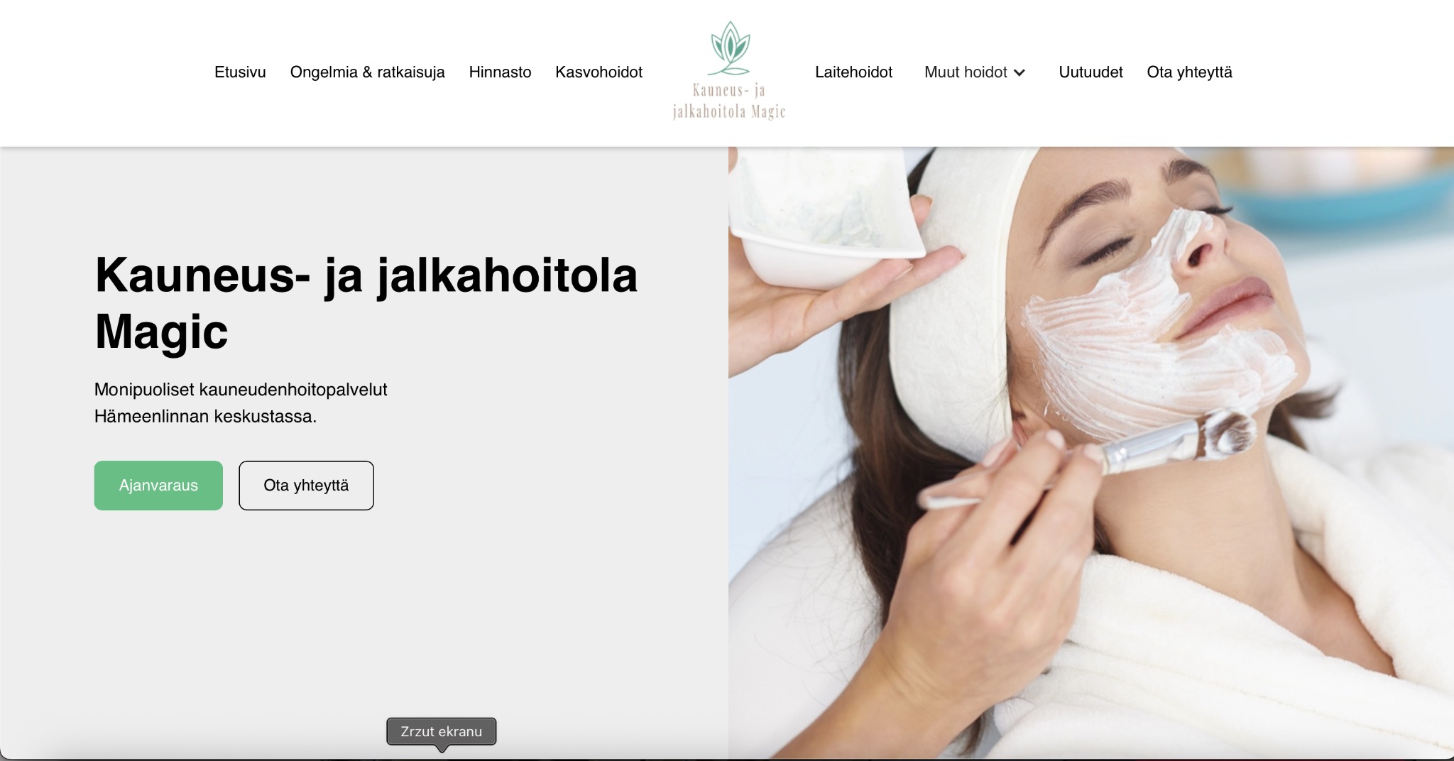 Zrzut ekranu strony internetowej salonu kosmetycznego 'Kauneus- ja jalkahoitola Magic' z kobietą podczas zabiegu na twarz. Widoczny tekst i przyciski nawigacyjne.