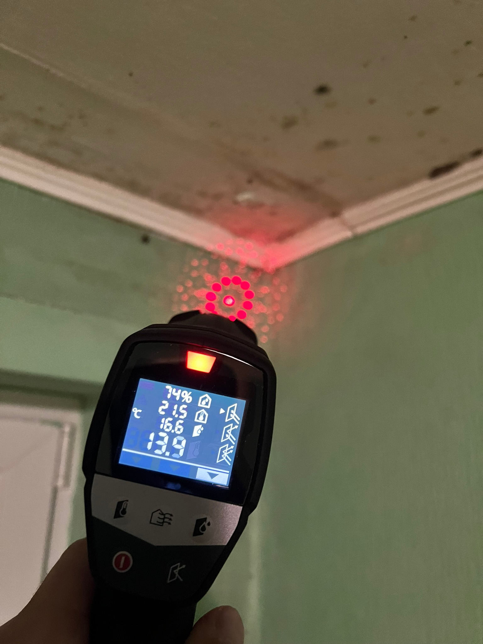 pomiary wilgotności przegród budowlanych