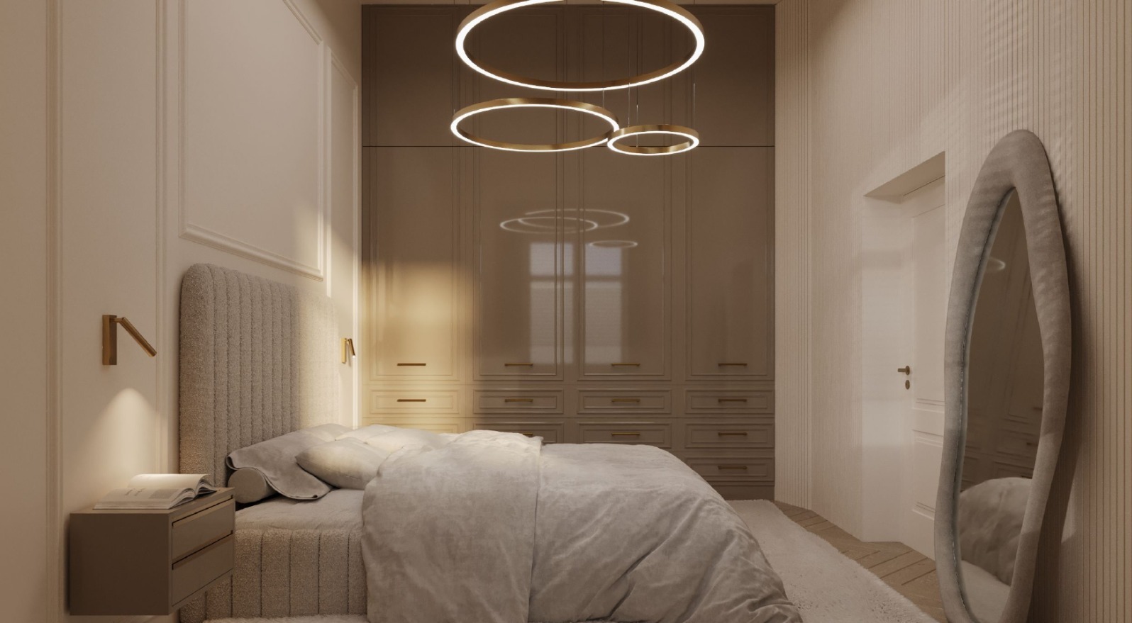 Elegancka sypialnia w beżach: łóżko z tapicerowanym wezgłowiem, szafa na wymiar z połyskiem, okrągłe lampy wiszące i wysokie lustro.