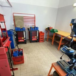 PF SERWIS SPÓŁKA Z OGRANICZONĄ ODPOWIEDZIALNOŚCIĄ - Warsztat - silnikownia
