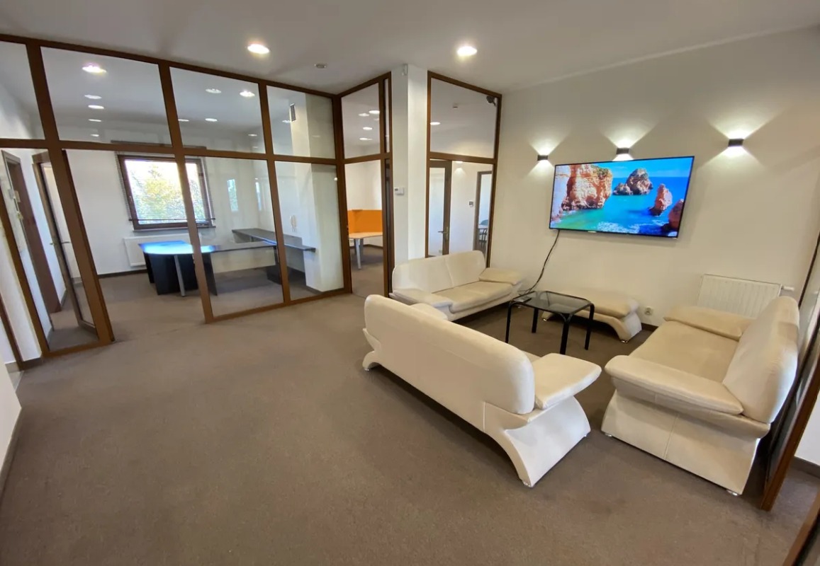 Poczekalnia , darmowe Wi-Fi , pyszna kawa !