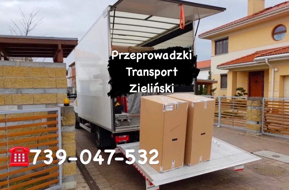 Otwarty bus transportowy z kartonami na rampie, gotowy do załadunku przed domem. Widoczny numer telefonu kontaktowego.