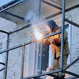 Prszem&Slav - Spawacz Plastiku Goleni&oacute;w