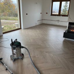 Układanie paneli Sosnowiec 3