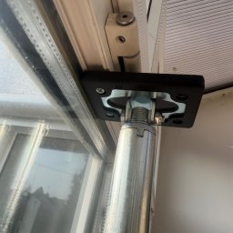 LIVANS SP&Oacute;ŁKA Z OGRANICZONĄ ODPOWIEDZIALNOŚCIĄ - Naprawa rolet Poznań