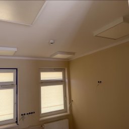 OZARK TOBIASZ MYSIORSKI - Perfekcyjne wykończenie w standardzie premium – idealnie gładka powierzchnia i dbałość o najmniejszy detal.