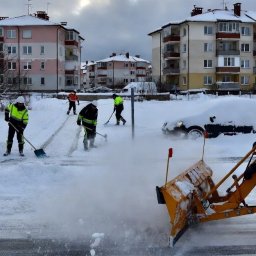 Profesjonalne Odśnieżanie Warszawa i okolice.