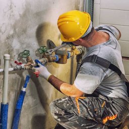 Aqua New Sp&oacute;łka z Ograniczona Odpowiedzialnością - Montaż Grzejnik&oacute;w Chojna