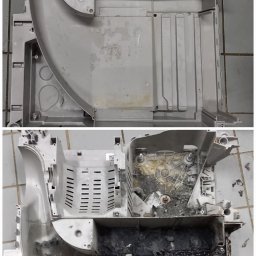 Burklin Marcin Burak - Pralnia: Porównanie stanu obudowy pralki przed (góra) i po (dół) czyszczeniu. Widoczne osady i zabrudzenia usunięte, ukazujące czystą powierzchnię. Ujęcie z góry.
