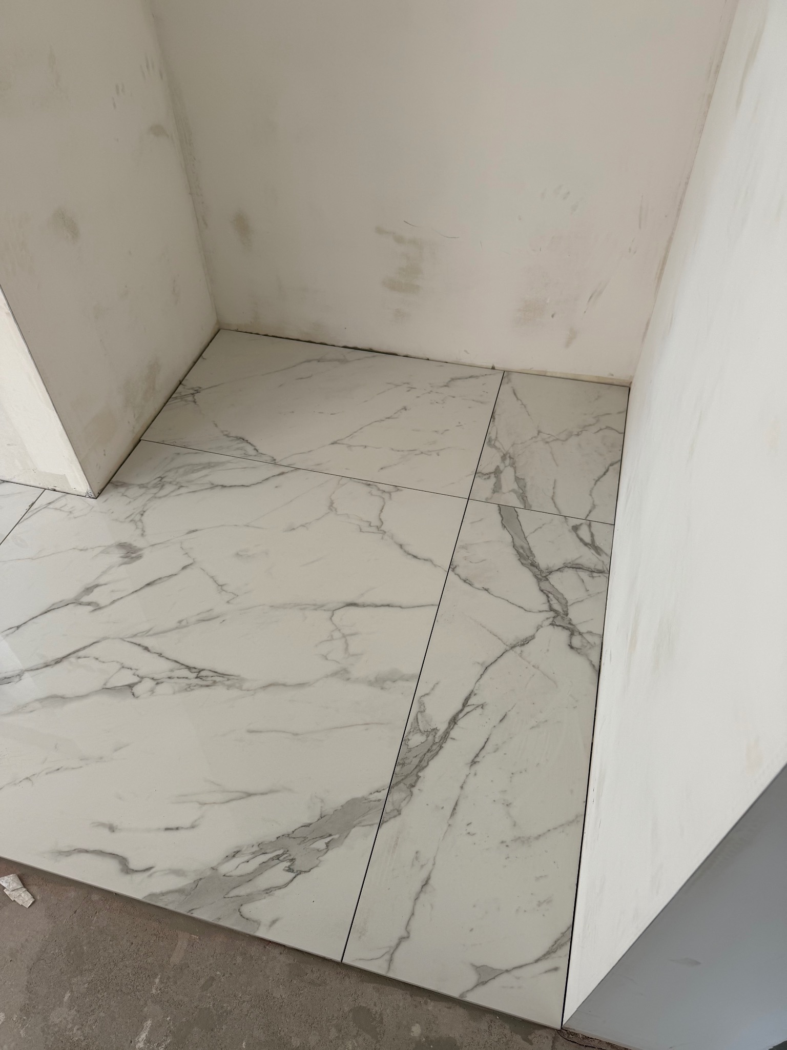 Korytarz – płytki podłogowe