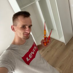 Usługi Elektryczno - Monterskie Łukasz Ozych - Oświetlenie Schod&oacute;w Wolin