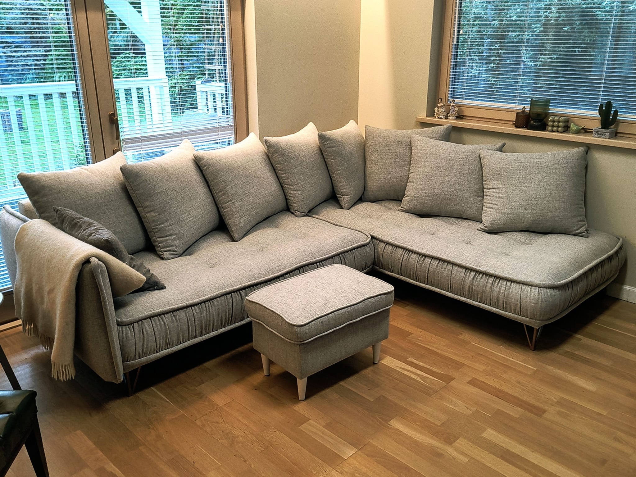 Sofa. Tkanina Wełna BLAZER LITE. Realizacja 2025