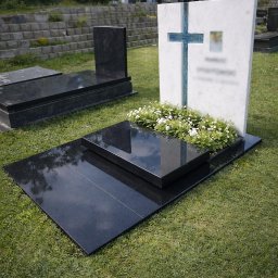 Salon Kamieniarski Silverstone Adam Bartkowiak-Siewierski - Kamieniarstwo Zielona G&oacute;ra