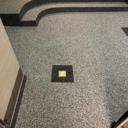 BLAN-BUD Marek Gutowski - Kamienny Dywan