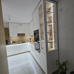 Kuchnie na wymiar Miętne 1