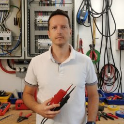 Orso-Tech Marcin Łukasik - Montaż Lamp Pruszk&oacute;w