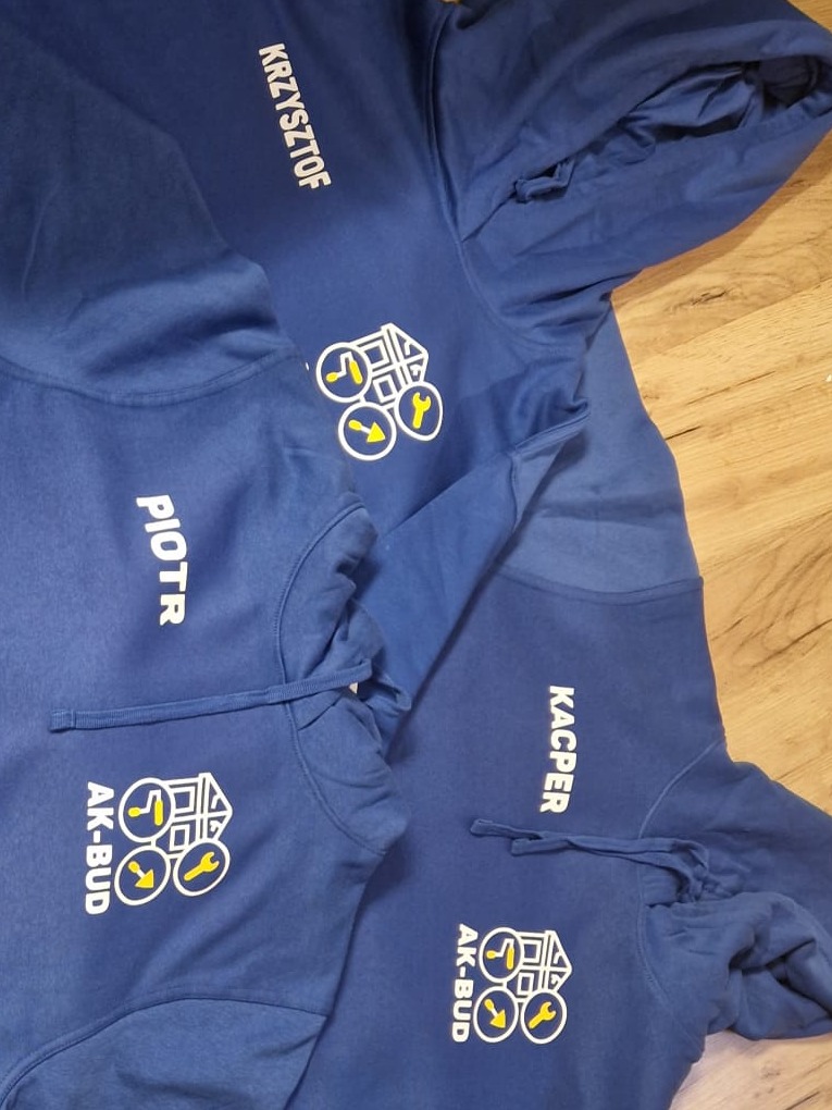 bluzy dla pracowników