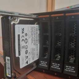 Odzyskiwanie danych z macierzy RAID Centrum Odzyskiwania Danych Mega Serwis Warszawa, ul. Opaczewska 43/8