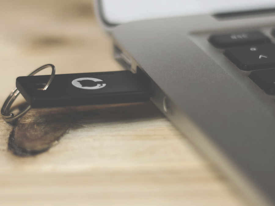 Odzyskiwanie danych z pendrive Centrum Odzyskiwania Danych Mega Serwis Warszawa, ul. Opaczewska 43/8