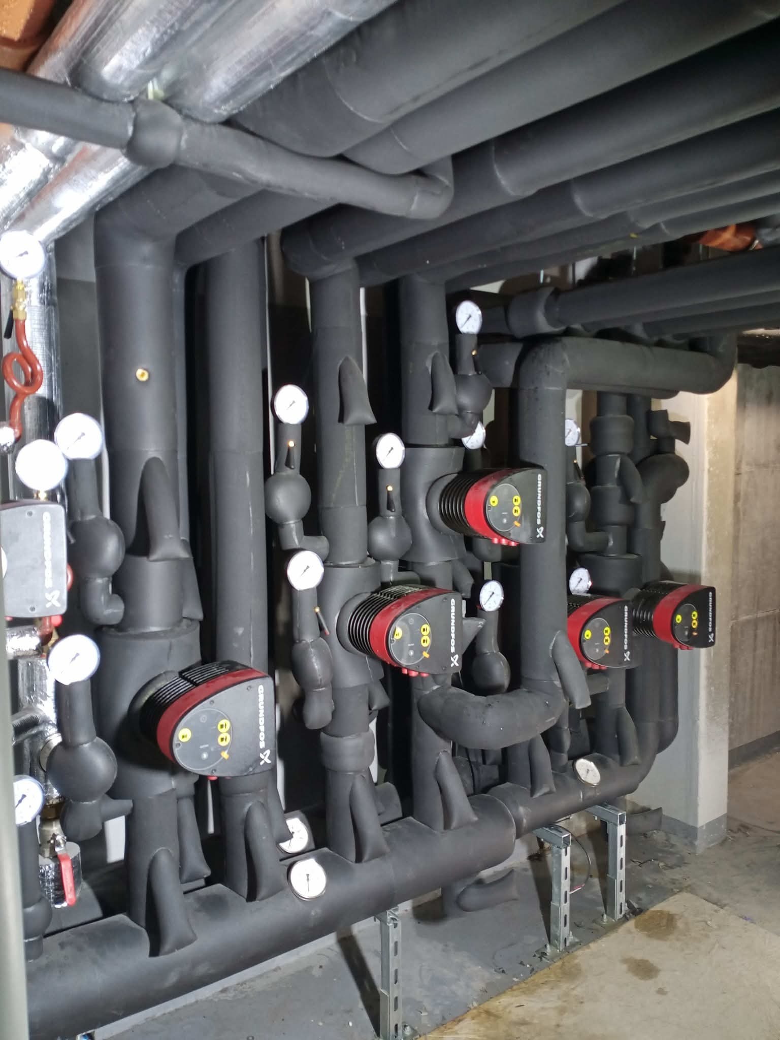 Kaskada pomp ciepła