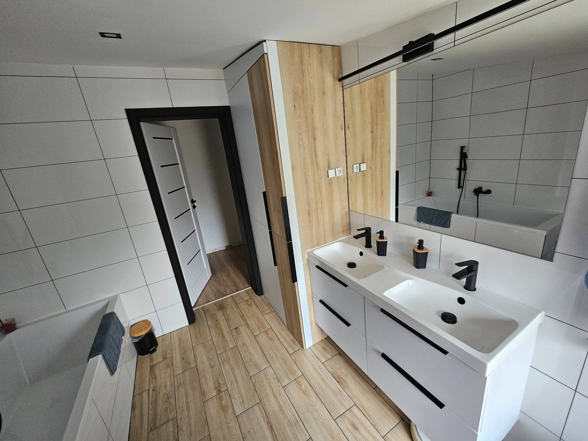 Zabudowa łazienkowa na wymiar