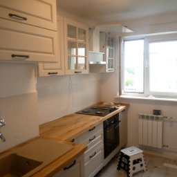 Montaż mebli kuchennych.
