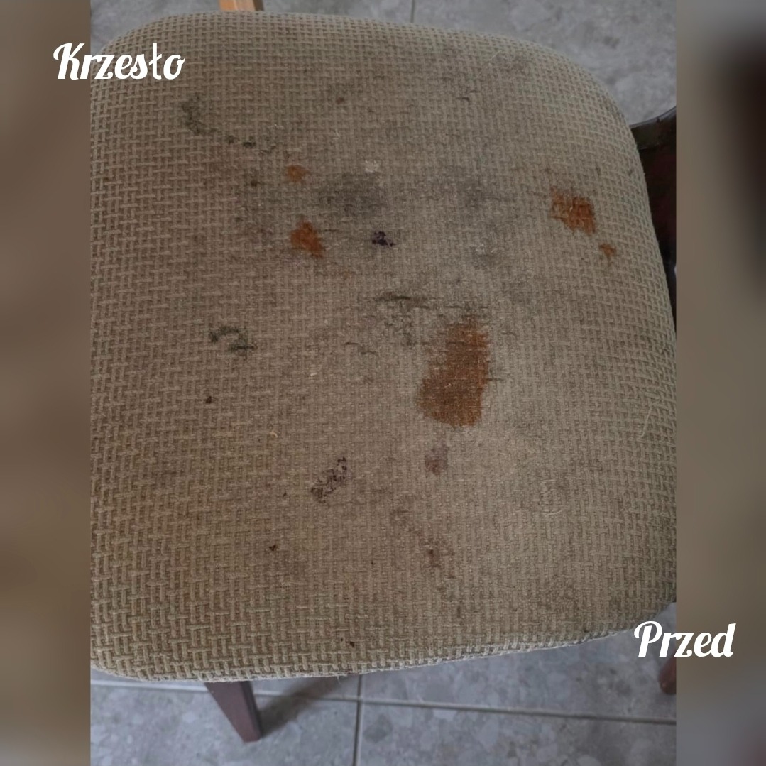 Zabrudzone siedzisko krzesła tapicerowanego z widocznymi plamami i zabrudzeniami, sfotografowane z góry, z napisem 'Przed' w prawym dolnym rogu.