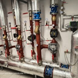 KaBi Hydraulika KAROL BILSKI - Wykonanie , uzbrojenie i włączenie rozdzielaczy instalacji grzewczej