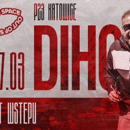 Dawid Ślusarczyk - Plakat wydarzenia P23 Katowice z datą 27.03, napisem 'Bilet Wstępu' i wizerunkiem uśmiechniętego mężczyzny w okularach, utrzymany w czerwono-szarej kolorystyce.