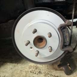 JBB Garage - Opel insygnia wymiana tarcz oraz klocków hamulcowych