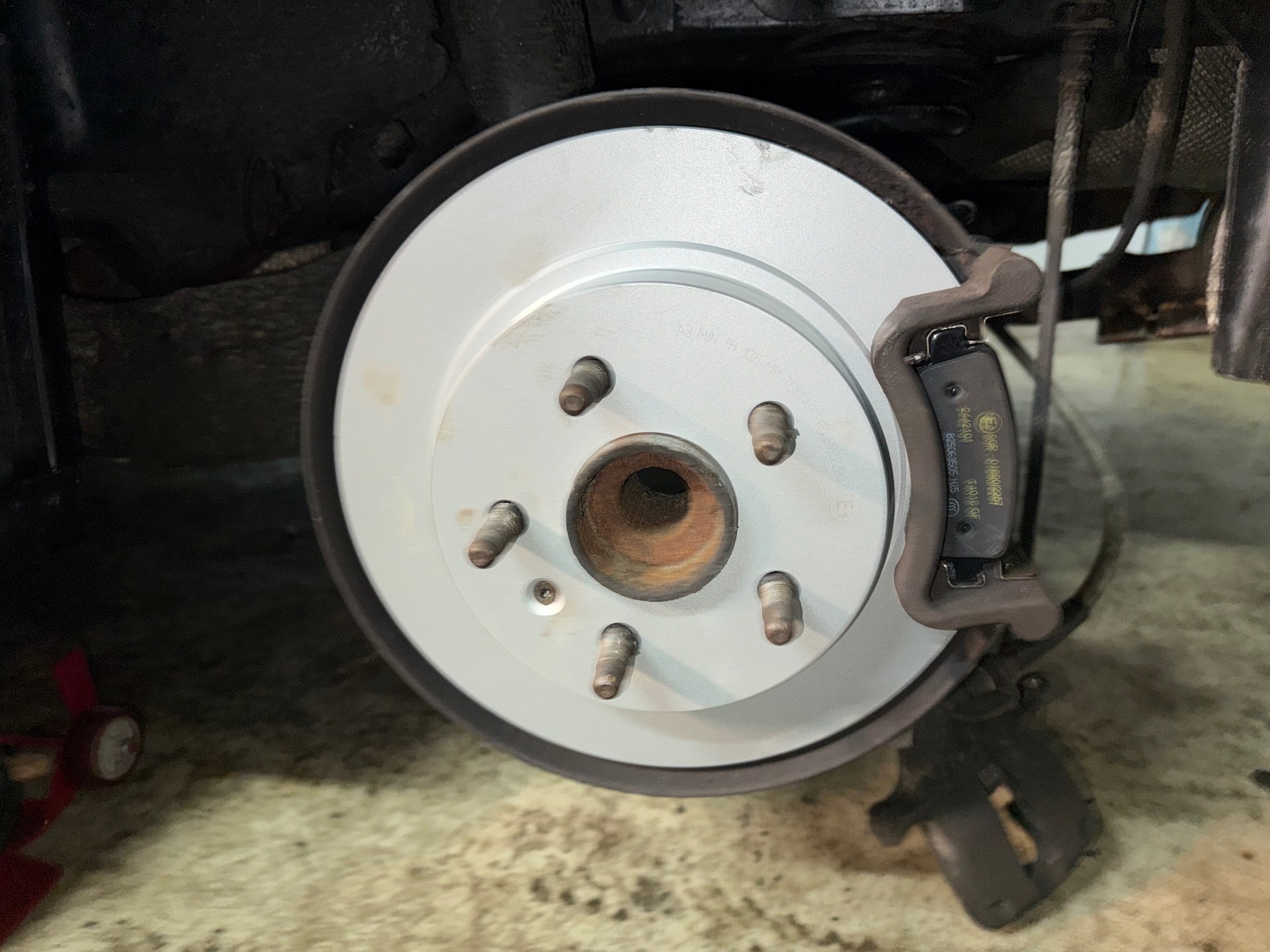 Opel insygnia wymiana tarcz oraz klocków hamulcowych