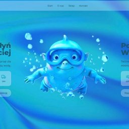 WebMaker - Strona internetowa sklepu AquaShop z motywem wodnym i animowaną postacią w okularach do pływania. Kolorystyka w odcieniach błękitu. Widoczne menu i przyciski nawigacyjne.