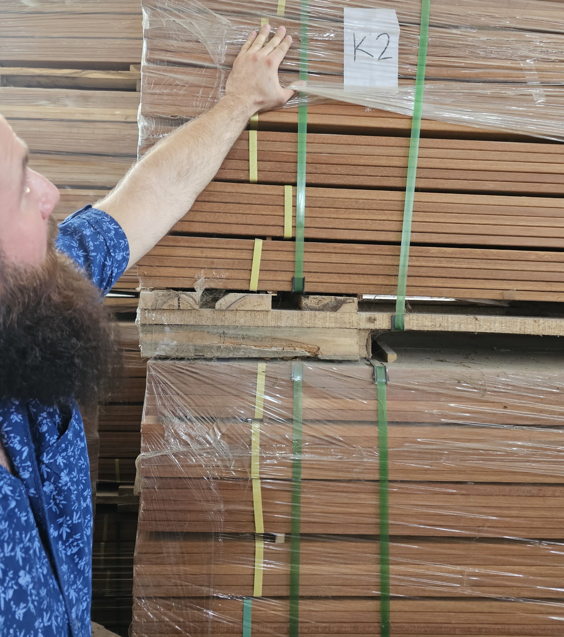 Deska tarasowa - kontrola przed wysyłką