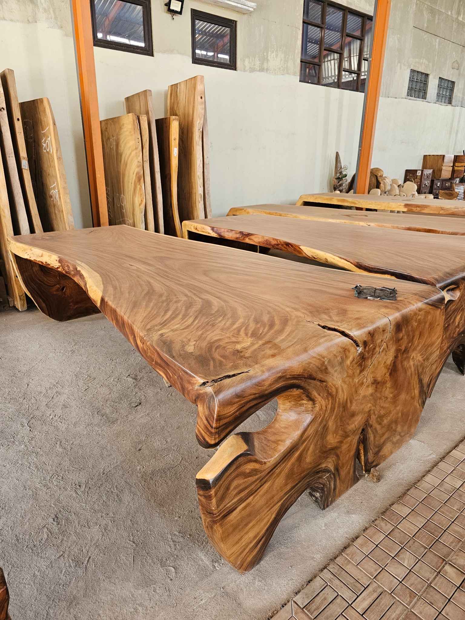 Stany magazynowe - blaty na stoły