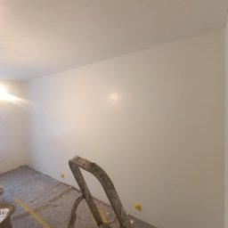 Gnat Bud - Gładzie i malowanko