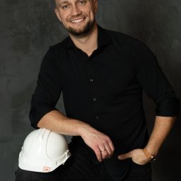 Inżynier budownictwa z wieloletnim doświadczeniem. Posiadam państwowe uprawnienia budowlane oraz status eksperta rekomendowanego przez Zrzeszenie Audytorów Energetycznych. 