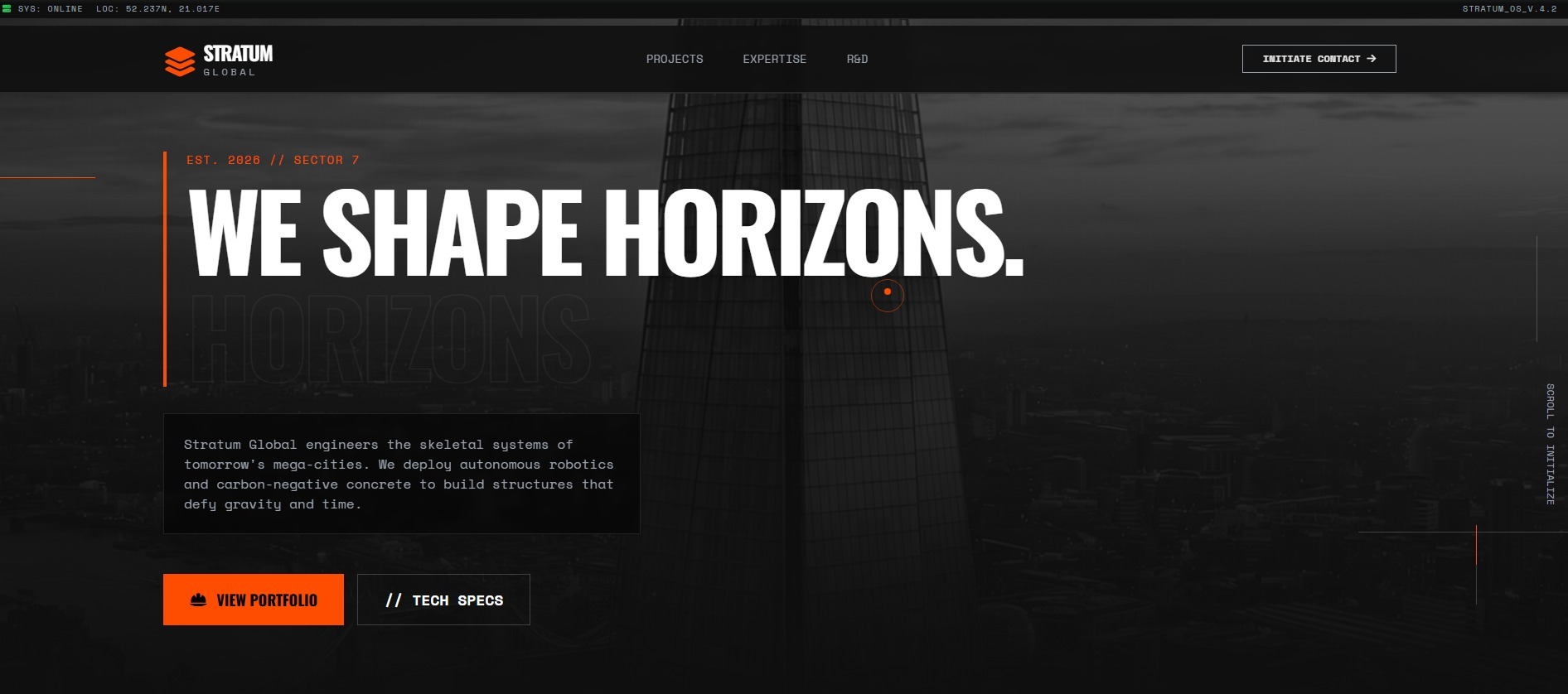 Strona internetowa firmy Stratum Global z hasłem 'We shape horizons' na tle wieżowca. Pomarańczowe akcenty, nowoczesny design, widoczne menu i przyciski nawigacyjne.