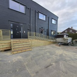 Wykonane przez nas wejście do budynku wraz z rampą dla niepełnosprawnych