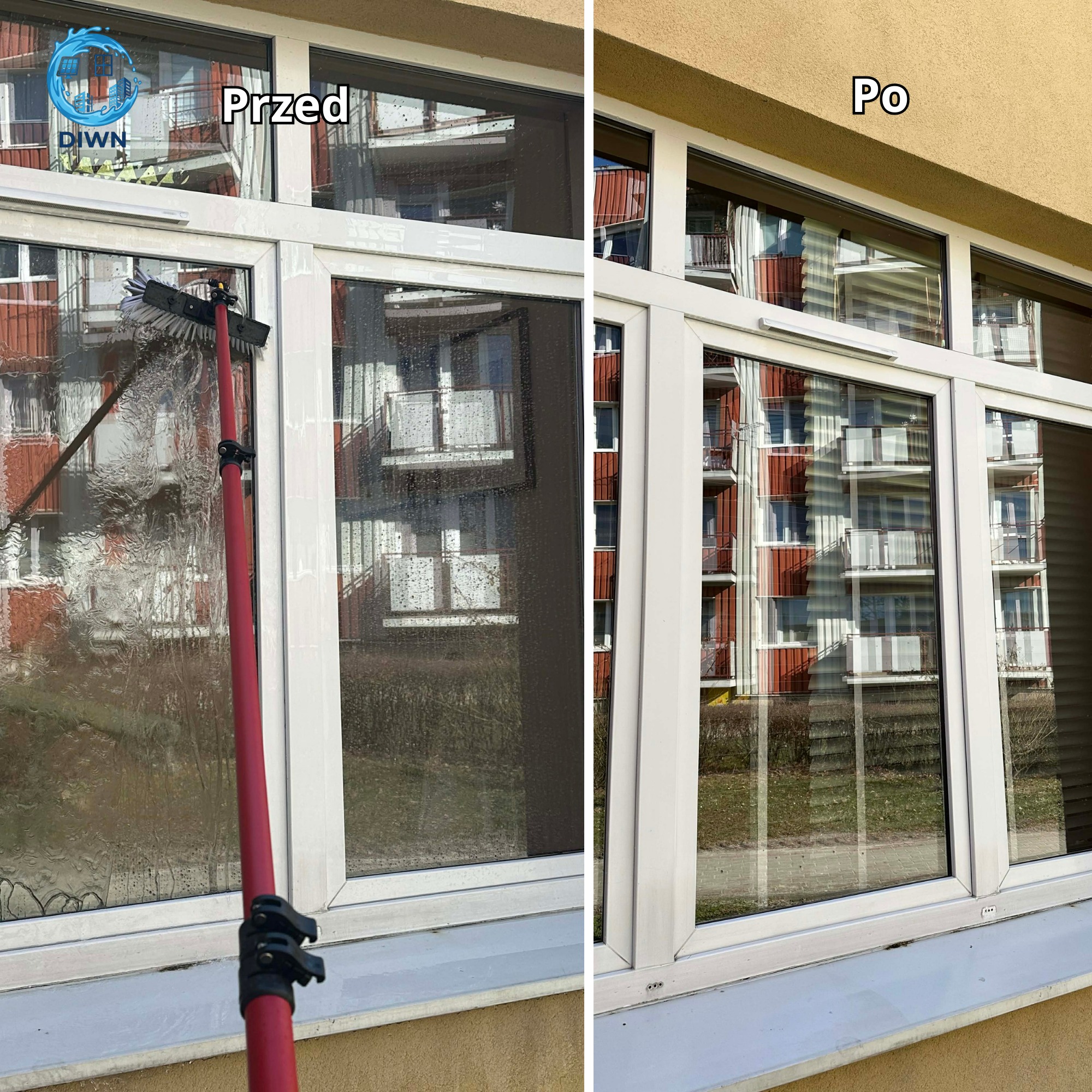 Zdjęcie okna przed i po umyciu. Po lewej brudne okno z myjką na teleskopowej rączce, po prawej czyste okno z odbiciem budynku. Widok z zewnątrz, dzień.