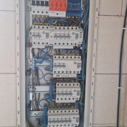 Instalacje Elektryczne Krystian Matła - Elektryk Wałbrzych