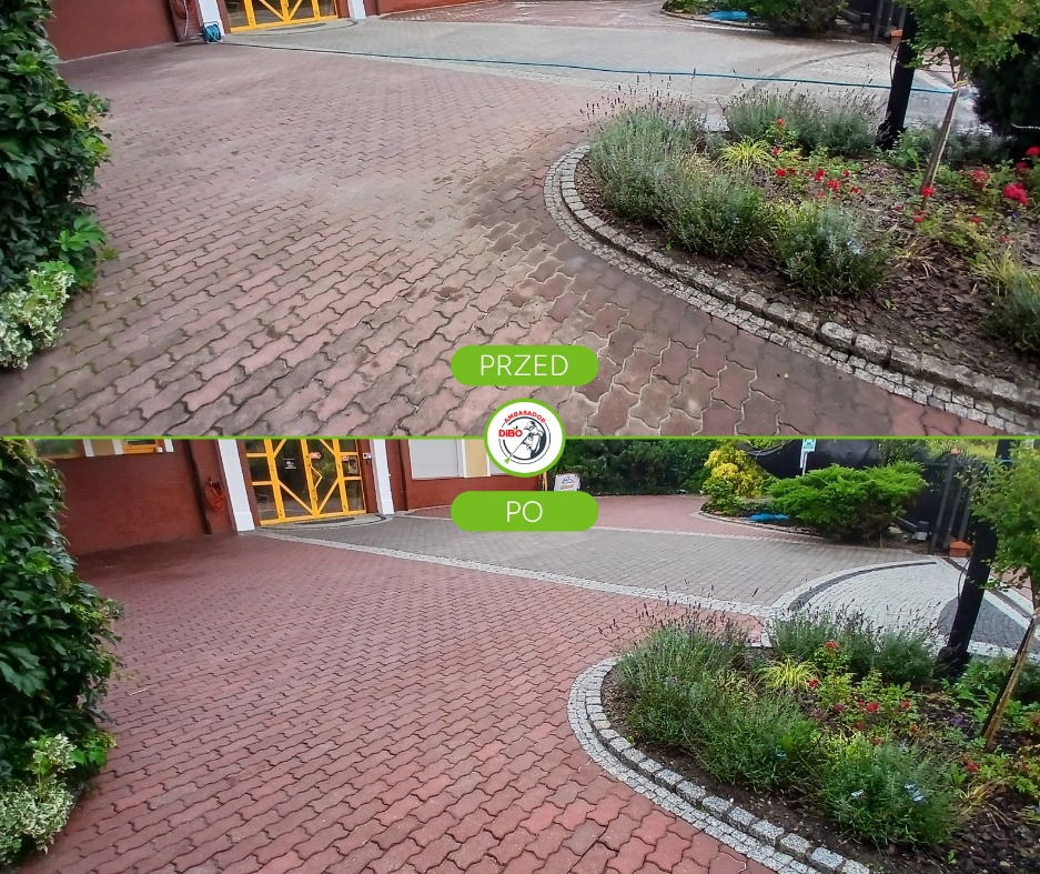 Kostka brukowa przed i po czyszczeniu, widok z góry. Czerwona kostka, zieleń roślin, budynek w tle. Efekt czyszczenia widoczny na połowie powierzchni.