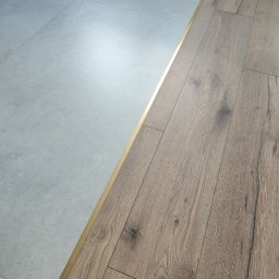 EkstraBud Pavlo Stryzhachuk - Układanie gresu oraz paneli laminowanych