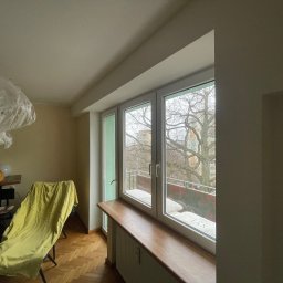 BOM Hlavaty - Wykonanie suchej zabudowy i osadzenie parapetu. Gdynia