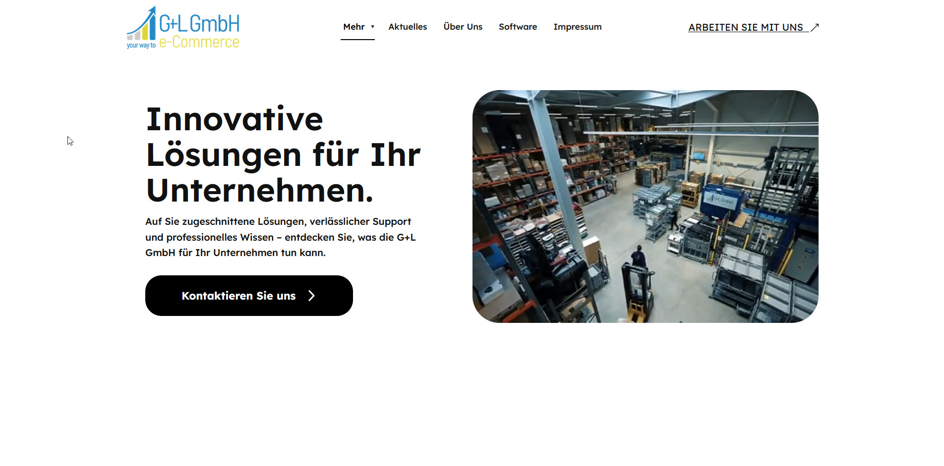 Strona internetowa z widokiem magazynu niemieckiej firmy logistycznej z Busko-Zdroju. Prezentacja z elementami platformy sprzedażowej, nowoczesny design.