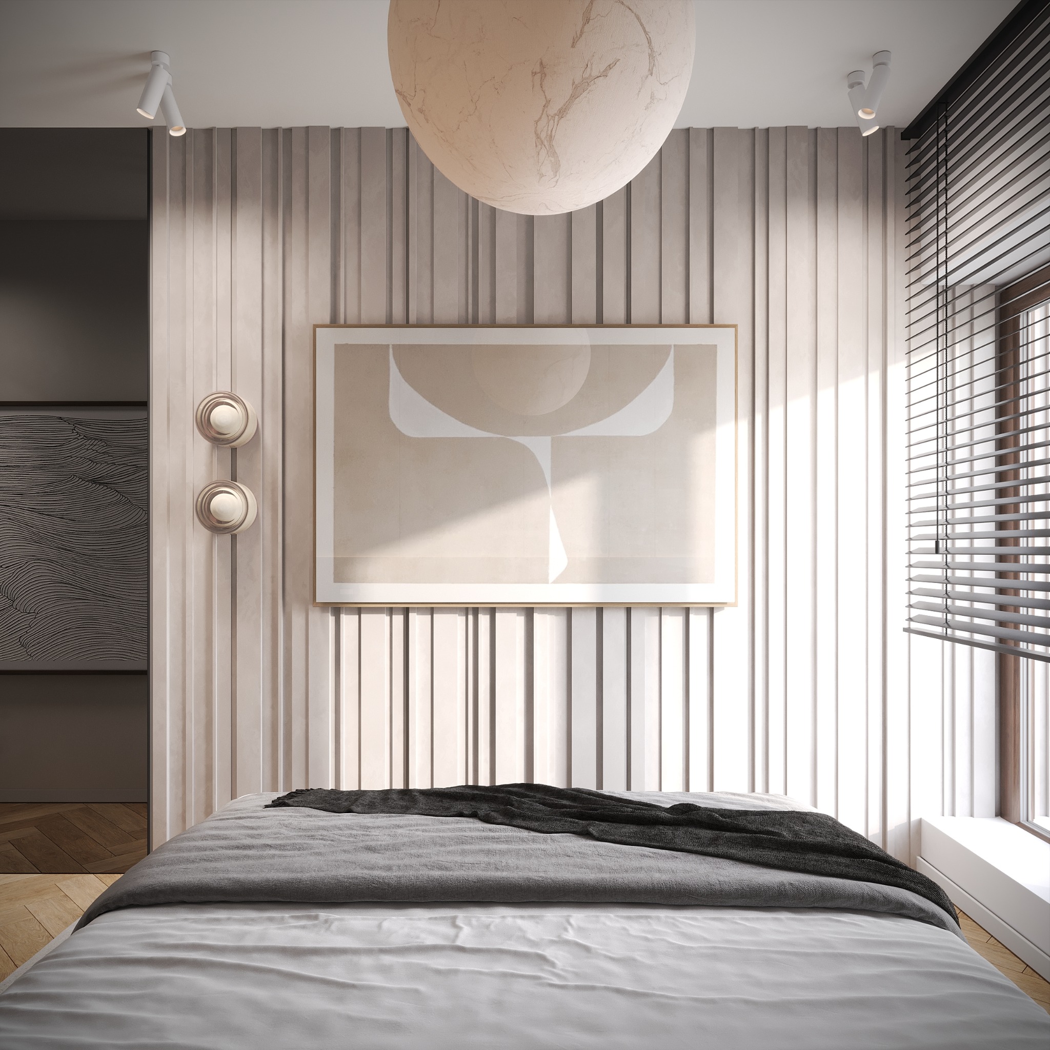 Nowoczesna sypialnia z łóżkiem, lampą sufitową w kształcie kuli i ścianą z pionowymi panelami. Minimalistyczny obraz na ścianie. Żaluzje w oknie wpuszczają światło.