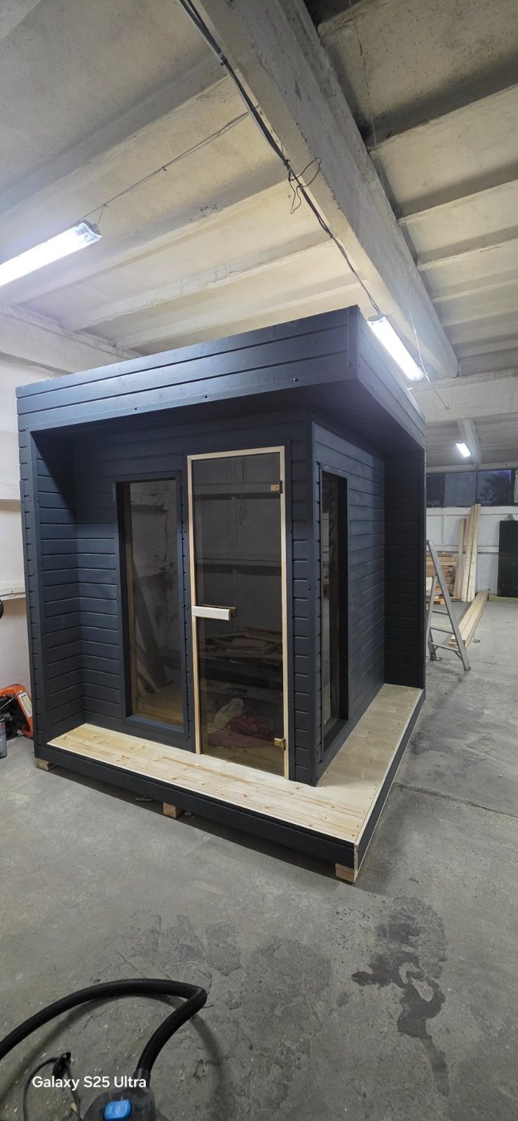 Sauna 2.35 ×2.35×2.7
